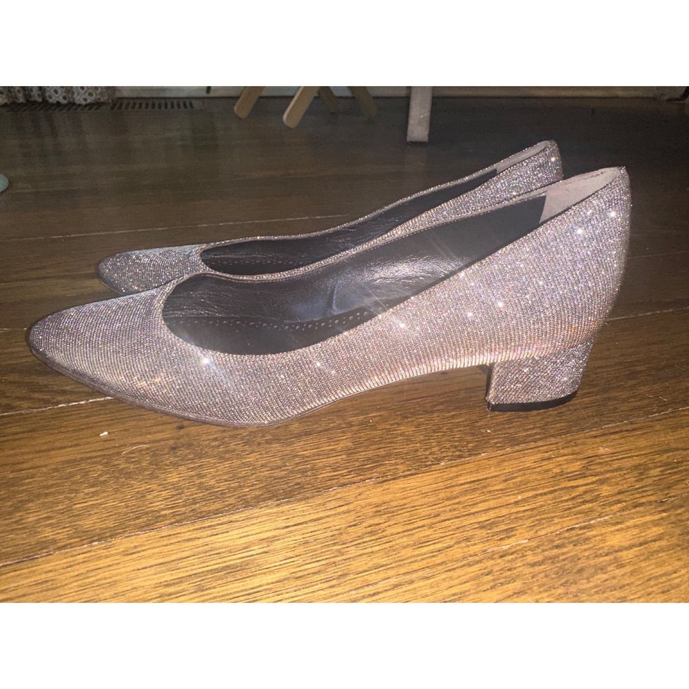 Manolo Blahnik Metallic Silver Gold‎ Textured Block Heel Pumps Pointed Toe 37.5 - Picture 2 of 7